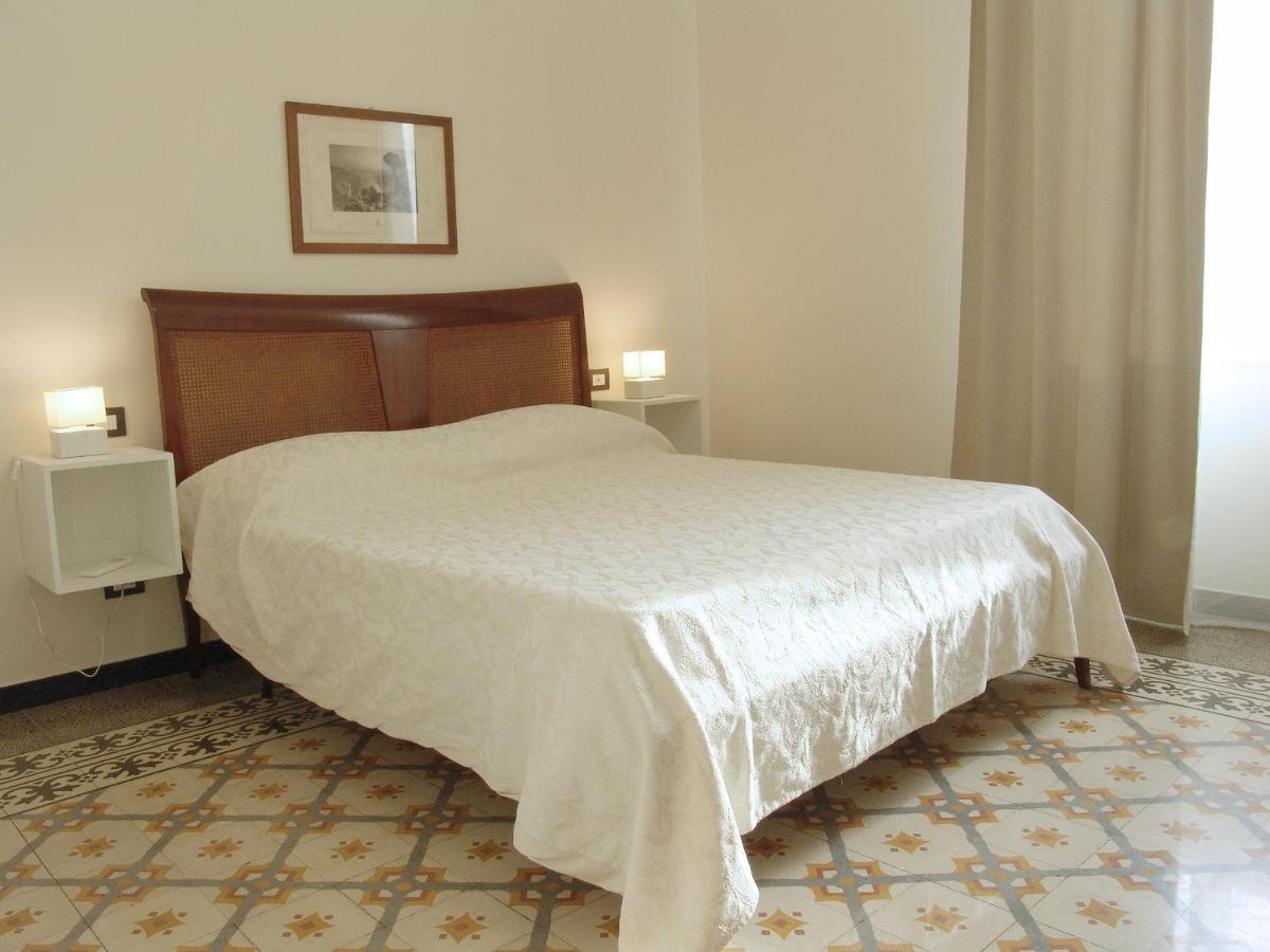 Residenza Cavour - Appartamento Agave Levanto Eksteriør billede